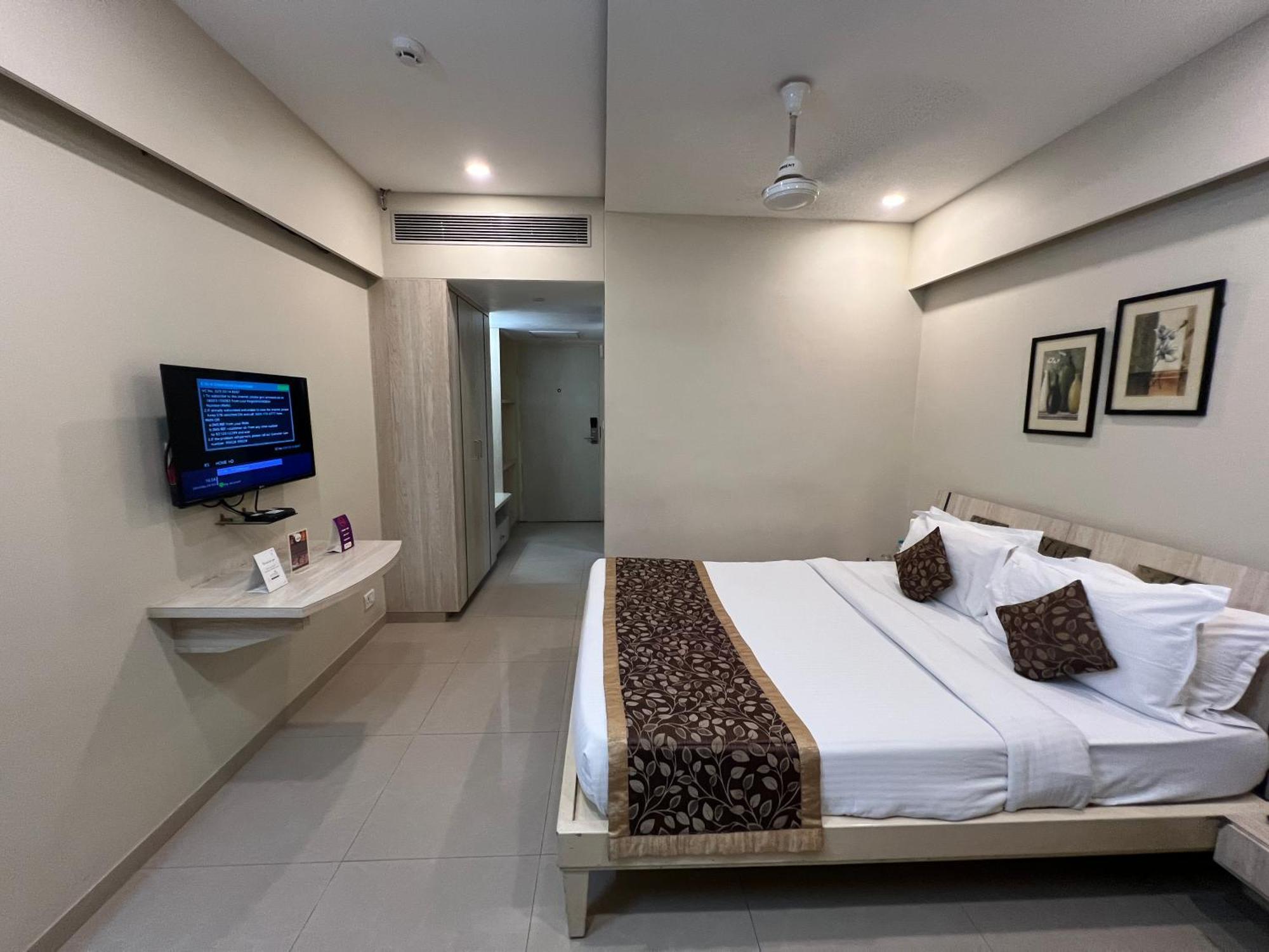 Vits Shalimar, Ankleshwar Hotel Exterior photo